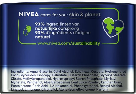 Nivea Men day cream - Protect & Care hydrating - aloe vera and vitamin B5 - normal and dry skin - 50 ml