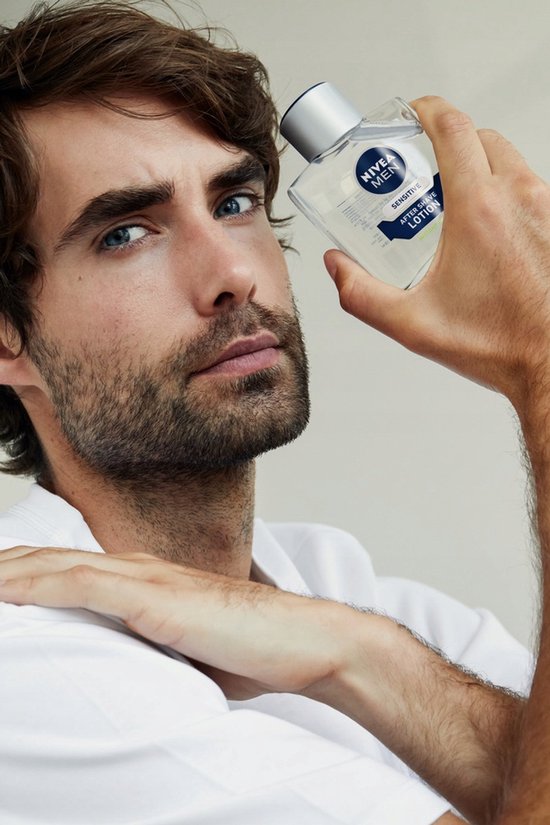 Nivea Men Sensitive aftershave - verzachtend voor gevoelige huid - kamille & vitamine E - 100 ml