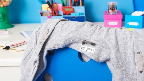 Edding 8408 wasgoed markeer set - permanent pen + 25 strijkbare naamlabels - 60°C wasbestendig