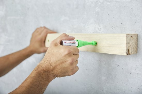 Edding 8870 deep hole spray marker - krijtspuit voor diepe gaten - Neongroen