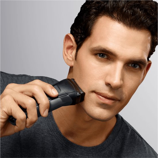 Braun Series 3 300s scheerapparaat - elektrisch 3-flex wet & dry - NiMH batterij