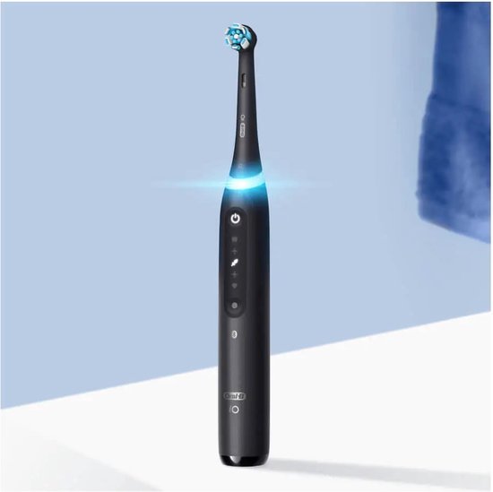 Oral-B iO5 elektrische tandenborstel - met reisetui - Zwart
