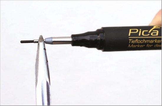 Pica 150/46 Marker - permanent deep hole - black
