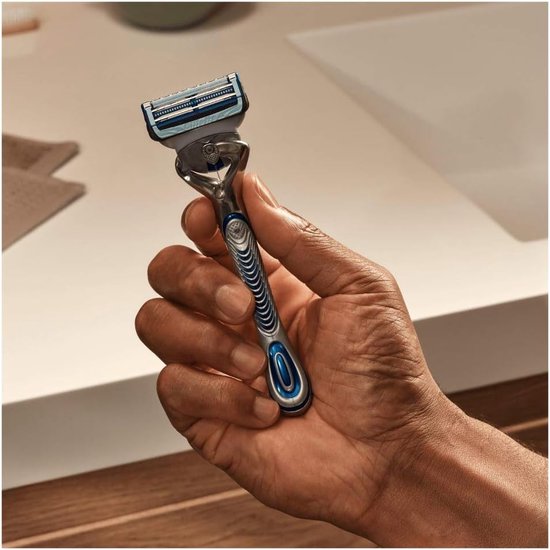 Gillette Skinguard Sensitive scheerapparaat - met aloë vera - 1 navul mesje