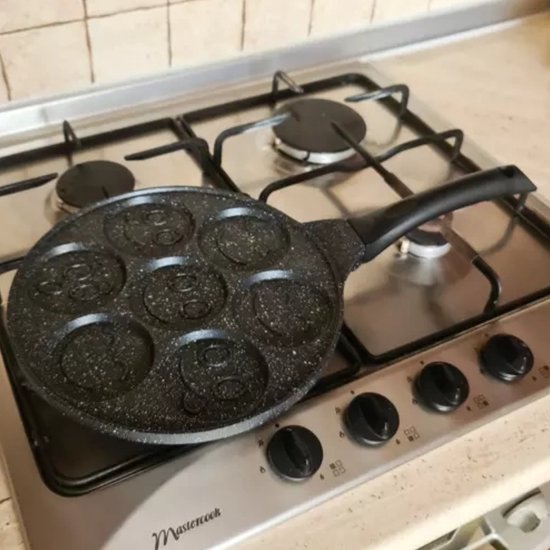 Ruhhy Frying Pan - Pancakes/Eggs - 7 Smile Molds - Non-Stick Coating - 26 cm - Black