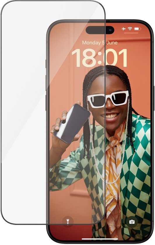 PanzerGlass screenprotector - iPhone 15 Pro Max - Ultra-Wide Fit - installatie frame - Zwart