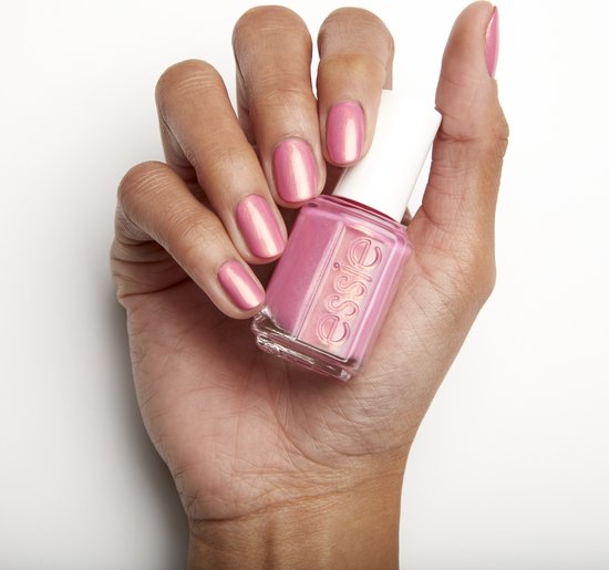 Essie nagellak - 680 One Way For One
