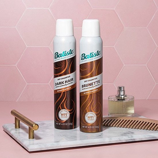 Batiste droogshampoo - Hint of Colour Medium Brunette - 200 ml