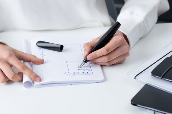 Pelikan Twist Fountain Pen - Structure Black - medium nib