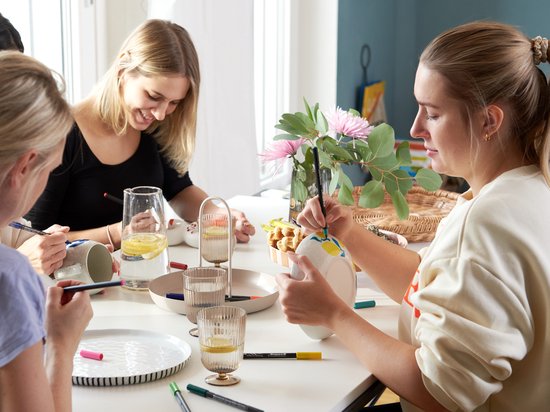 Edding 4200 porcelain pens 3 sets of 18 - basic/warm/cool colors