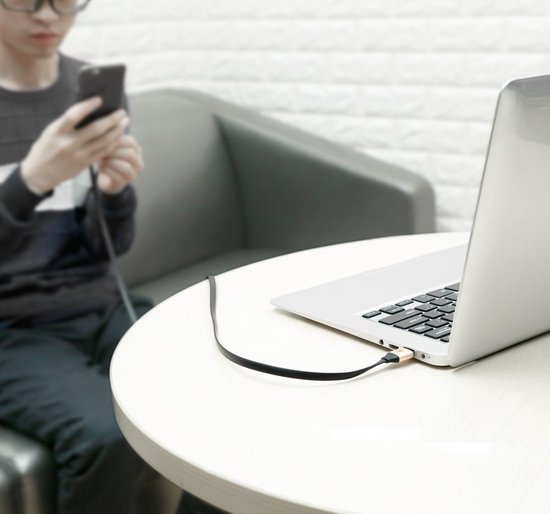 Baseus Korte Platte USB-C Kabel 23cm Zwart – USB-A naar USB-C – Oplaad- en Data Kabel 2A – Anti-Knoop - Compact - Ideaal voor Powerbanks - Zwart