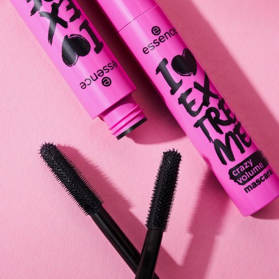 Essence I Love Extreme mascara - crazy volume - 12 ml - Black