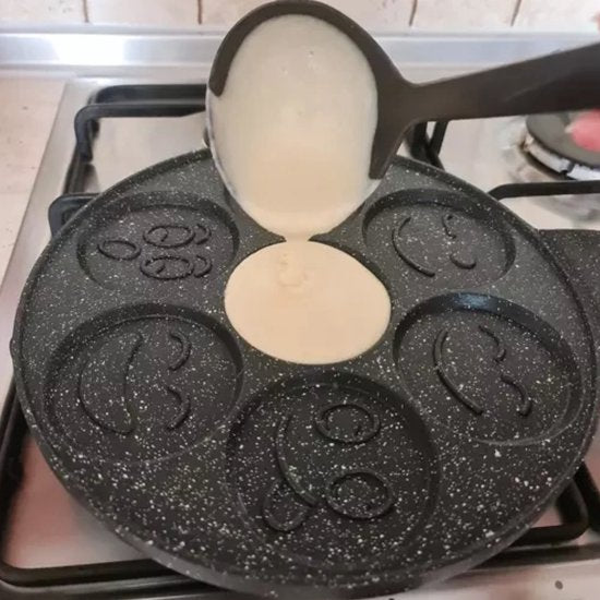 Ruhhy Frying Pan - Pancakes/Eggs - 7 Smile Molds - Non-Stick Coating - 26 cm - Black