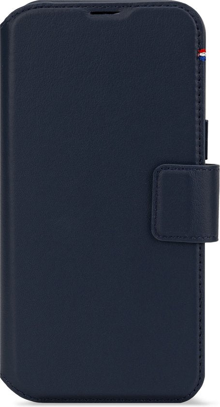 Decoded leren hoesje - geschikt voor iPhone 16 - 2-in-1 magnetisch afneembaar met pasjeshouder - ECCO leer - MagSafe - Navy blauw